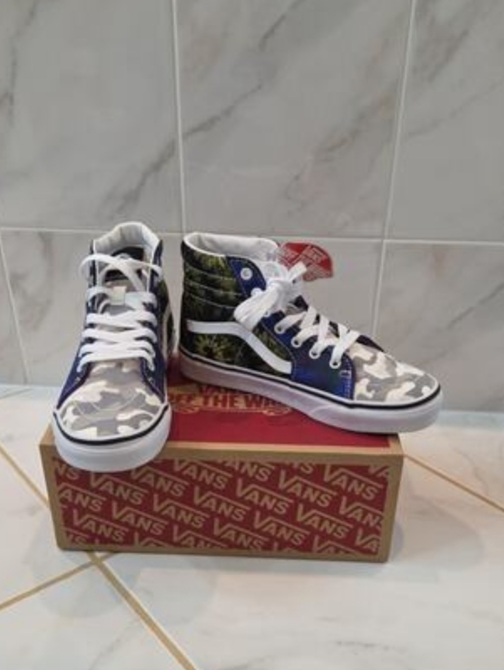 NEW Vans SK8-Hi Youth High Top Skateboard Shoes Size 3.0 Camo Collage Multi